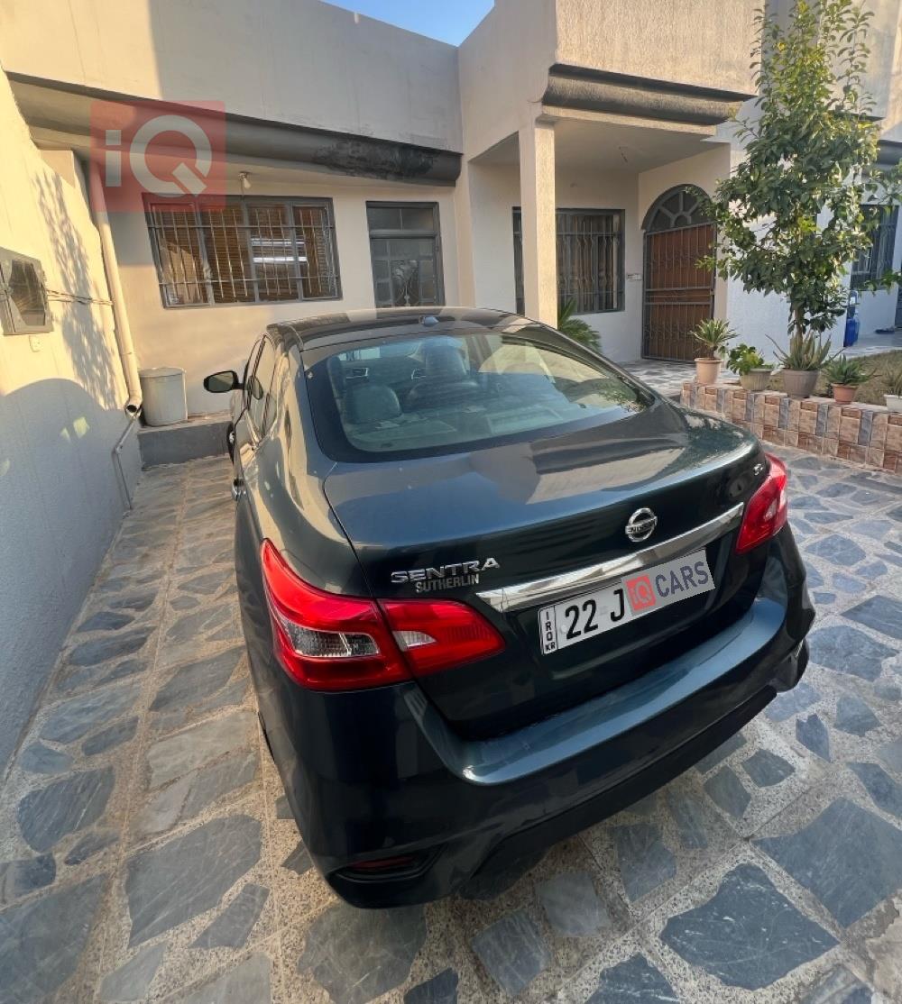 نیسان سێنترا